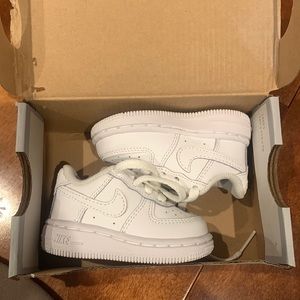 air force 1 toddler size NEVER WORN
